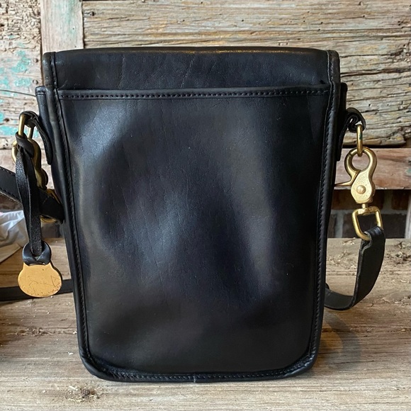Vintage Brahmin Black Leather Crossbody Bag - Picture 2 of 15